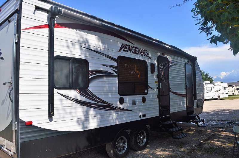 Travel Trailer - Toy Hauler - Vengeance - ZCKT25V