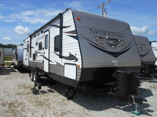 Travel Trailer 2-slides outside kitchen 322BHK