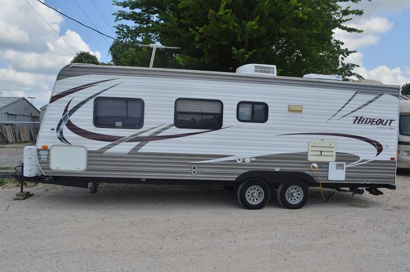 Travel Trailer - Non Slideout - Hideout 22RBWE