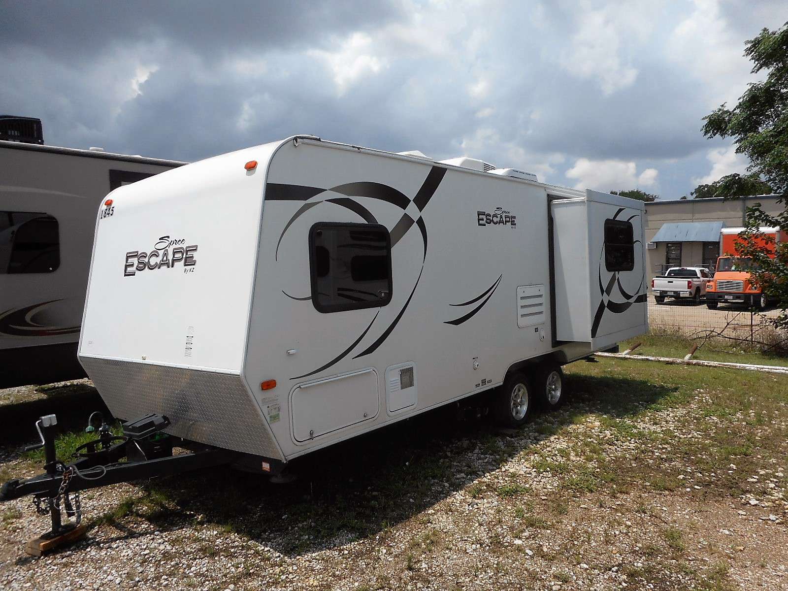 Travel Trailer - 1 Slide Out Spree Escape