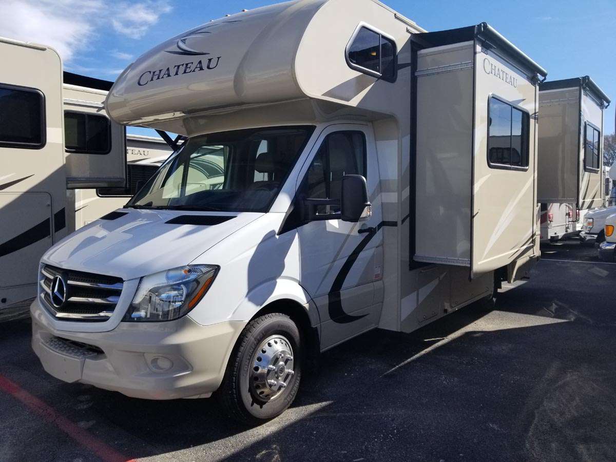 Class B - 2 Slide Out Sprinter Chateau 24FS