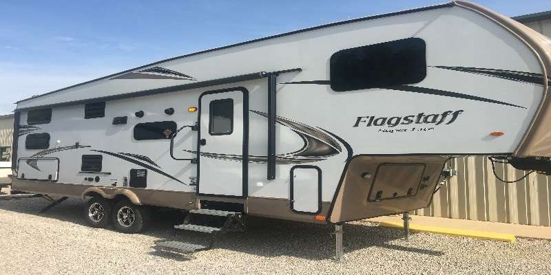 Fifth Wheel, 2019 Flagstaff 527BHWS, 2 Slide-Outs, Bunks