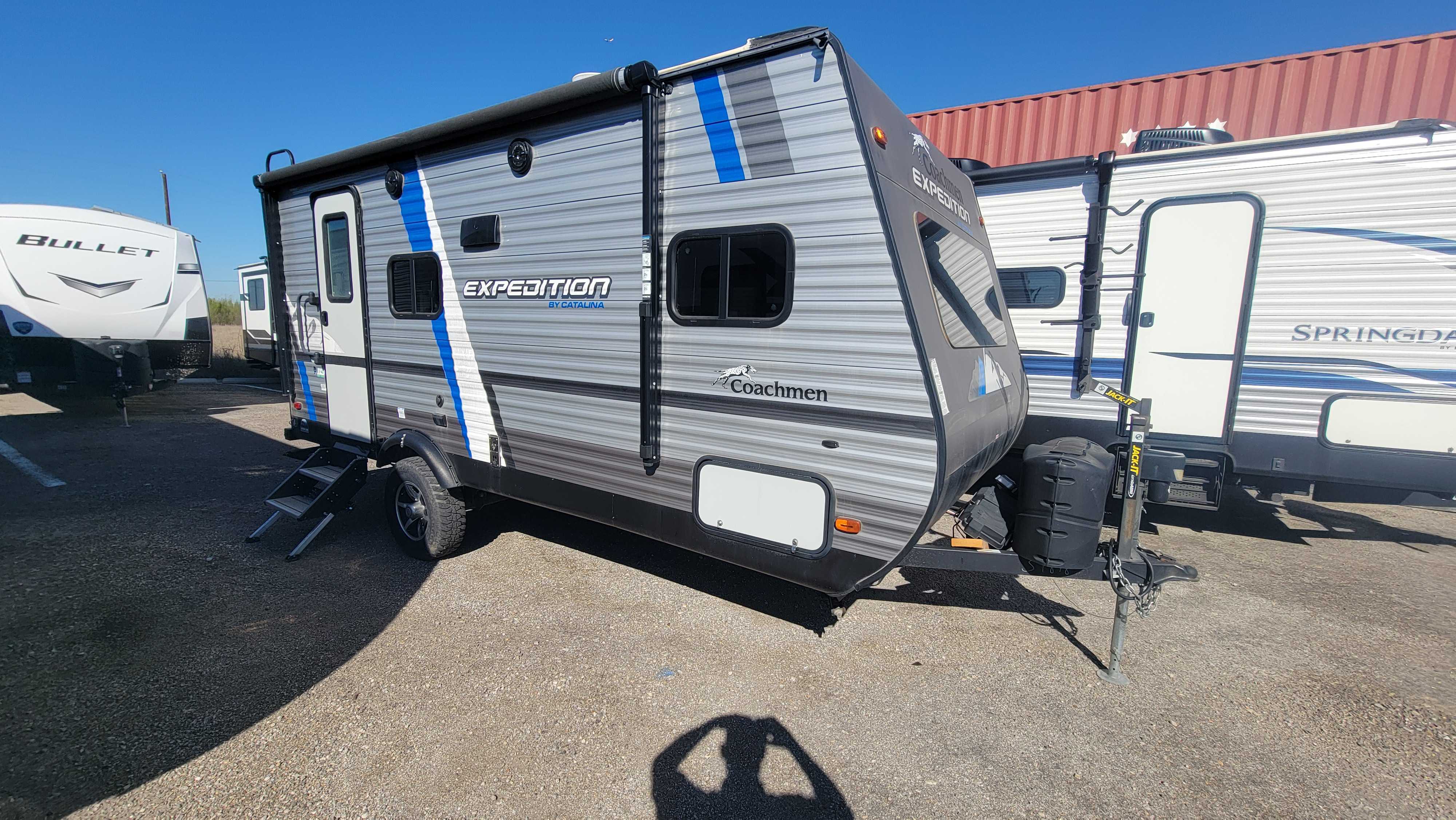 1 Slide Out - Catalina Expedition 192 FQS