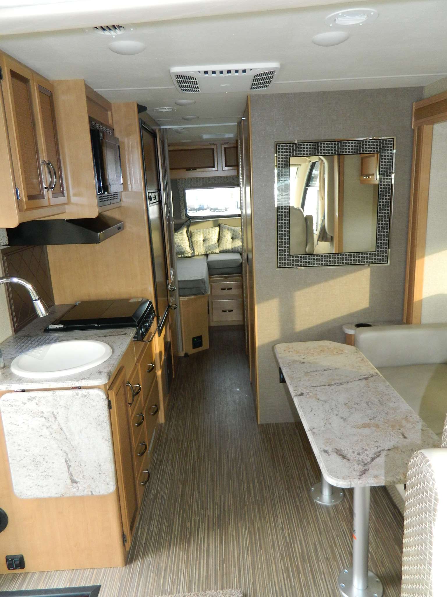 Vehicle Details RV, Motorhome and Travel Trailer rentals in Chicago