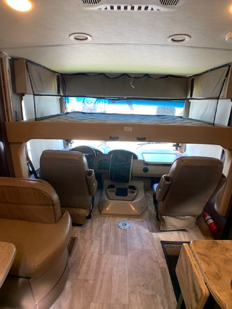 Vehicle Details RV rentals in Houston, Texas!