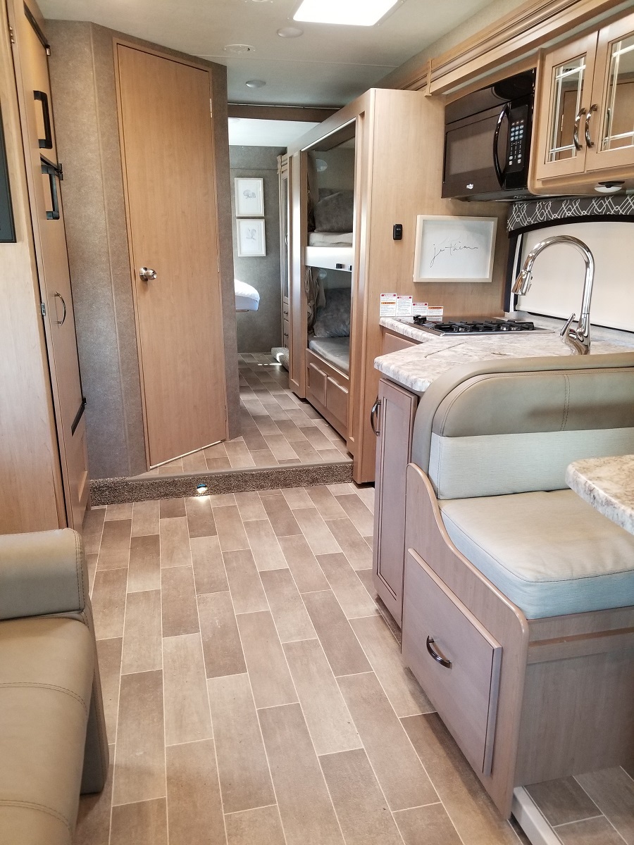 Vehicle Details RV rentals in Houston, Texas!