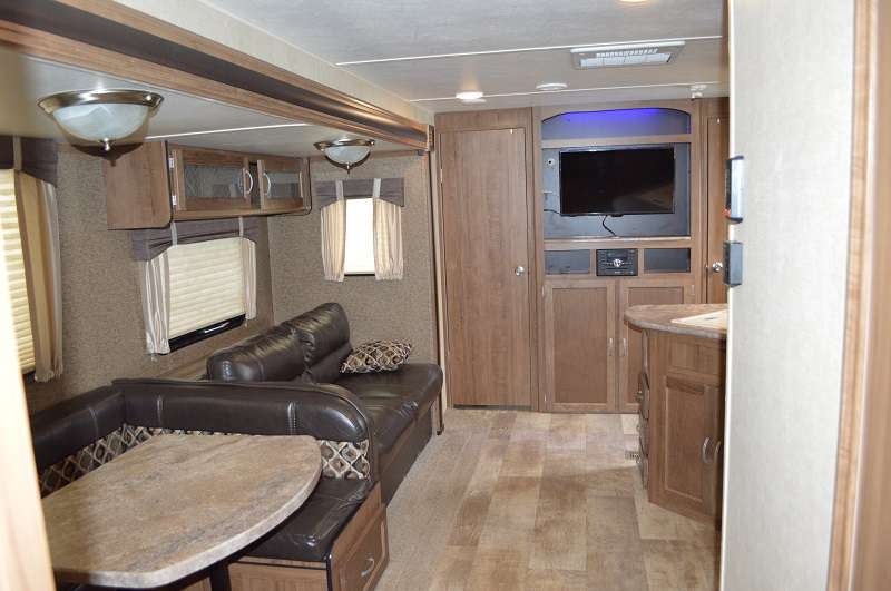 Vehicle Details RV rentals in Houston, Texas!