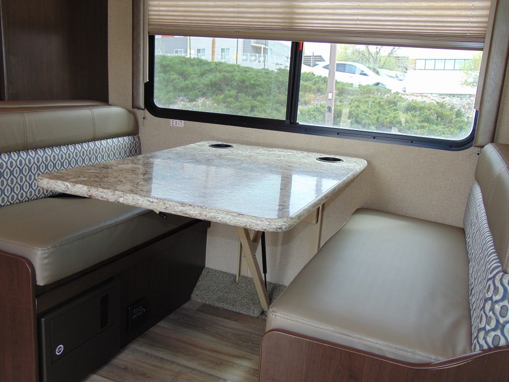 Vehicle Details RV rentals in Albuquerque, New Mexico!