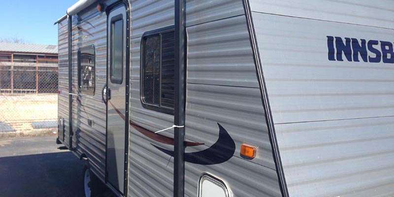 Travel Trailer - Non Slide Lite Innsbruck 19 BHC