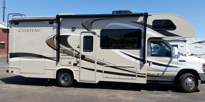 Class C 1 Slideout Chateau 26A