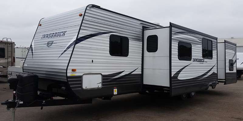 Travel Trailer - 2 Slide Outs Bunks 323 TBR