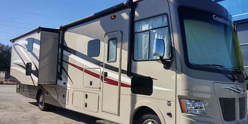 Class A- 2 Slide Outs- 1.5 Bath- Mirada 35BH