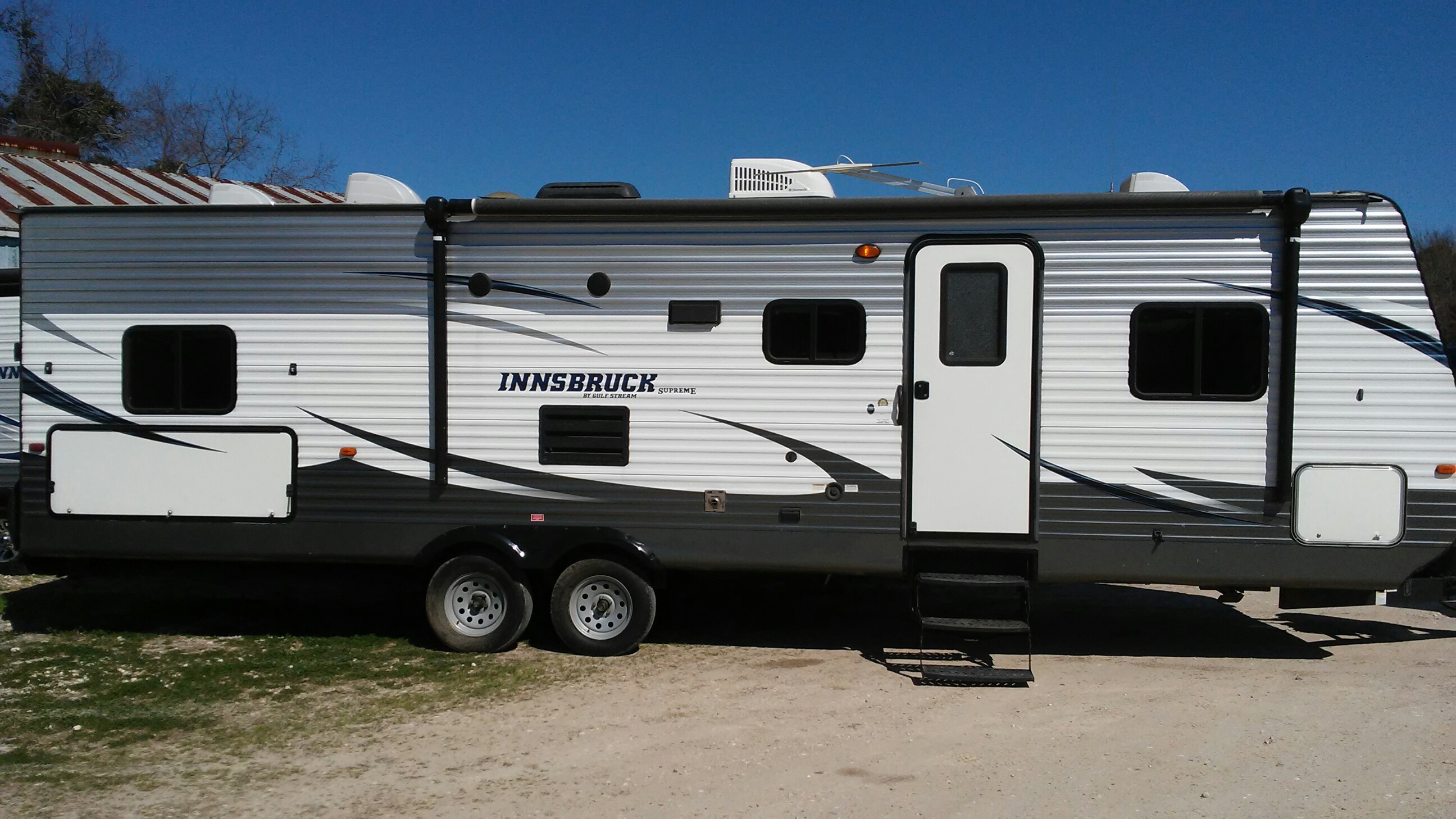 Travel Trailer - 1 Slide Out - Innsbruck - 301TB