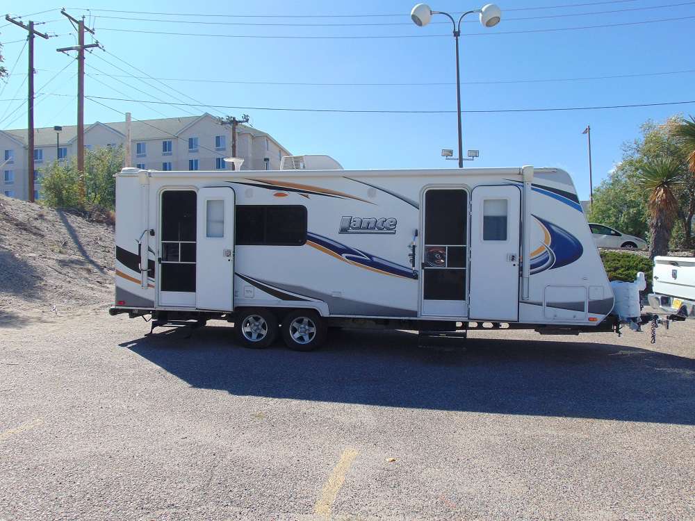 Travel Trailer - 1 Slide Out Lance M2285
