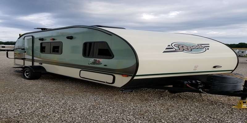 Travel Trailer, 1-Slide Out R-Pod RP180