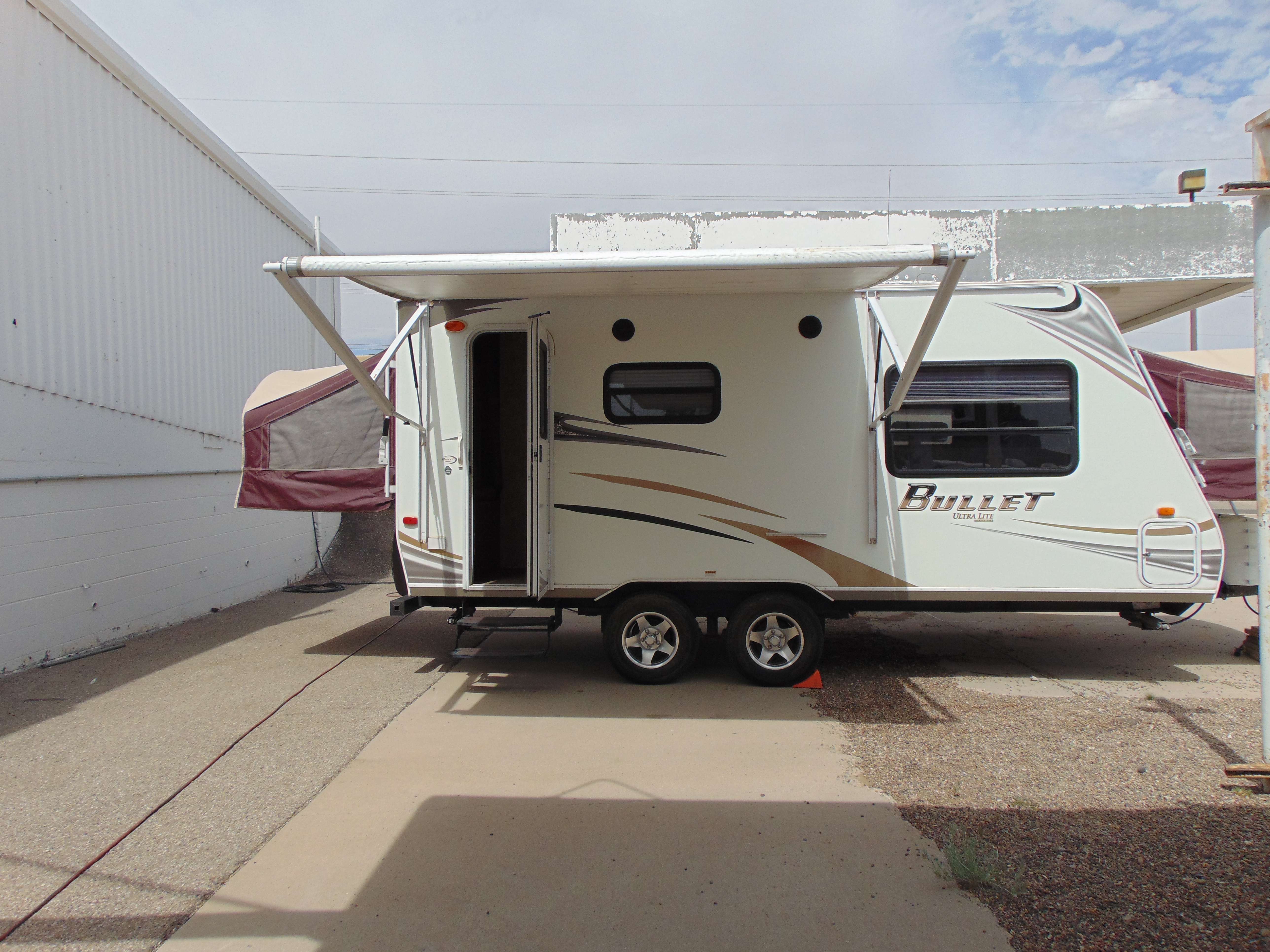 Travel Trailer - Bullet Ultra