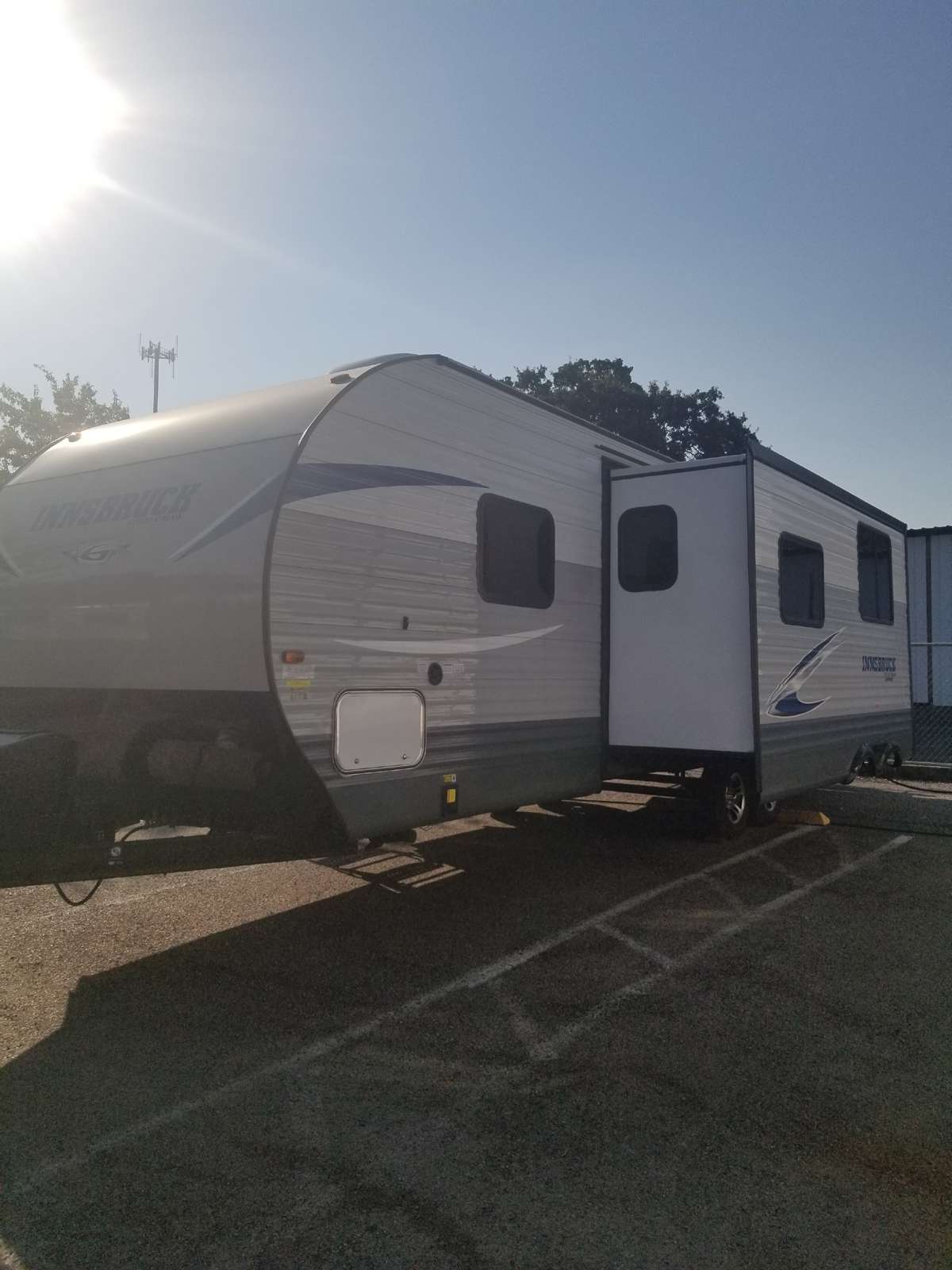 Travel Trailer - 2 Slide Outs Innsbruck 288ISL