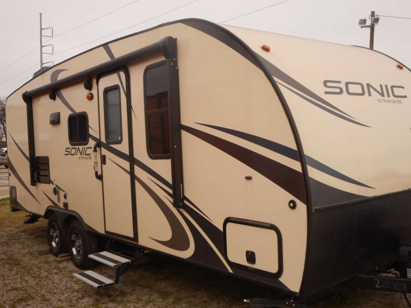 Travel Trailer - Non Slide Bunks