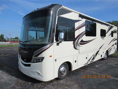 Class A - Jayco Precept - 2 Slides 33 U