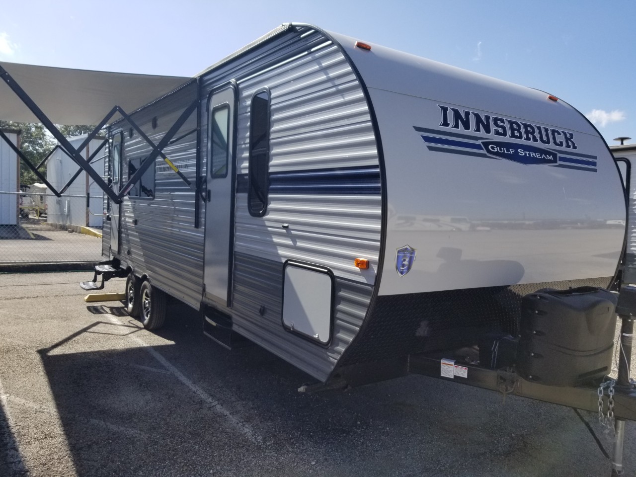 Travel Trailer - 1 Slide Out Innsbruck Lite 238RK