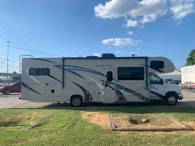 Class C - Super Slide Out Bunks Chateau 31E