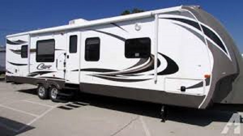 Travel Trailer - 2014 2-Slide out Cougar 31RKS