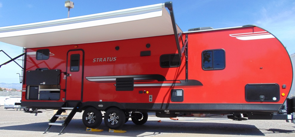 Travel Trailer - 1 Slide Out Stratus Venture