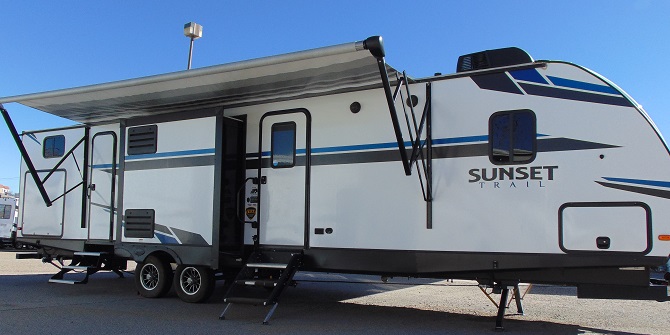 Travel Trailer - 3 Slide out Sunset Trails M-331BH