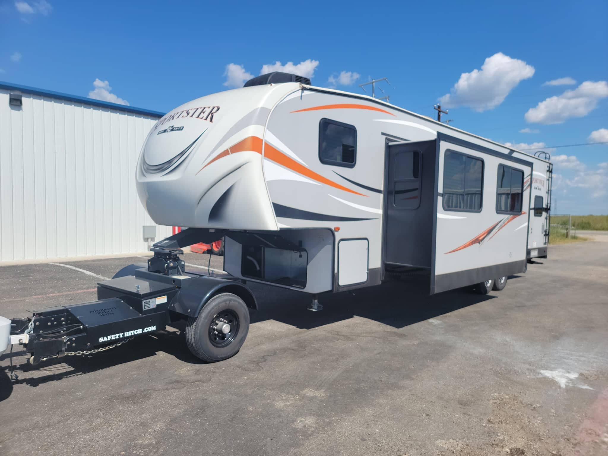 Travel trailer