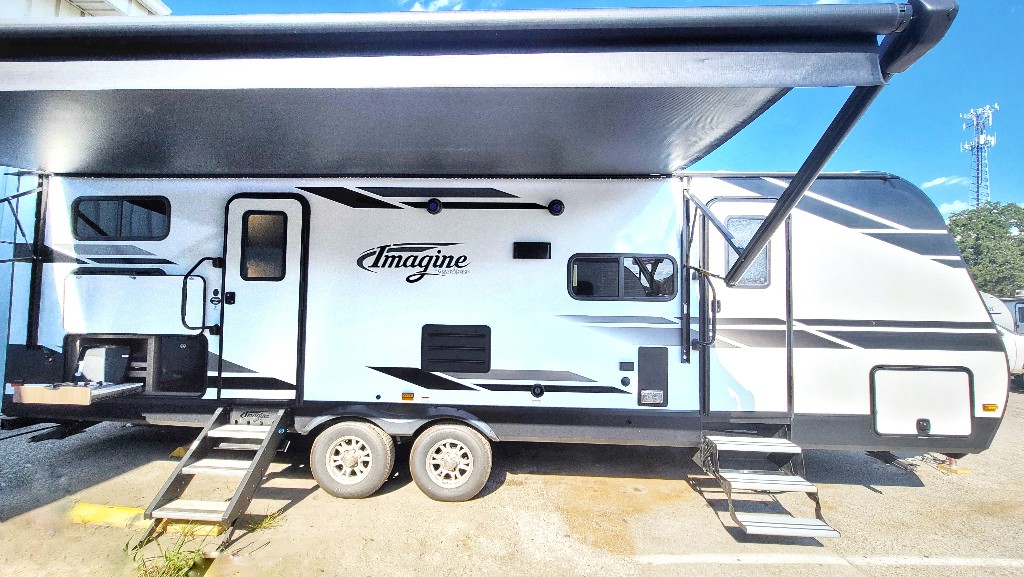 Travel Trailer - 1 Slide Out Imagine 2800BH