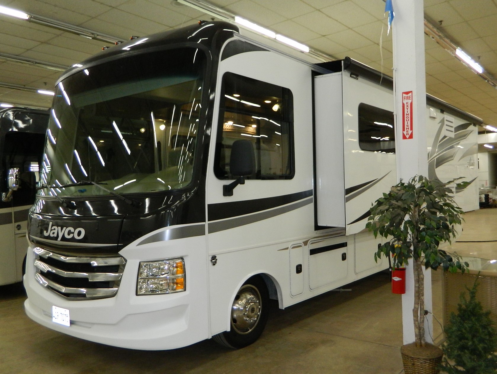 Class A-Full Wall Jayco