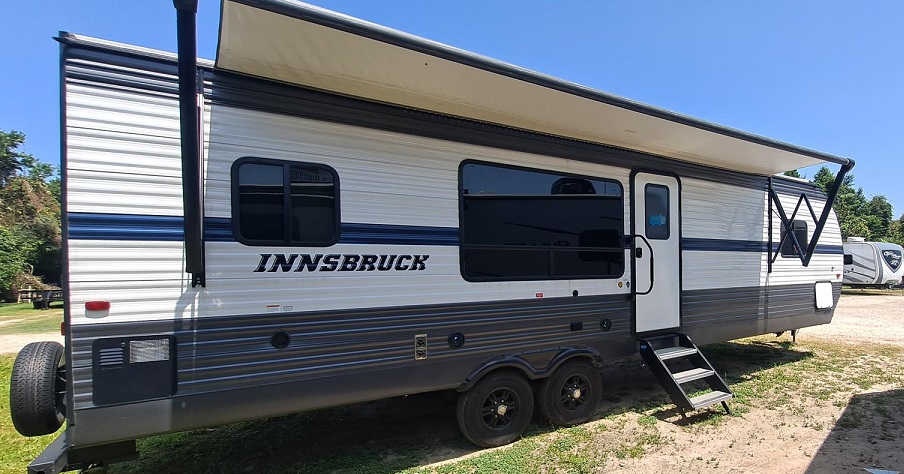 Travel Trailer - 1 Slide Out 35' Innsbruck 295SBW Rear Kitchen