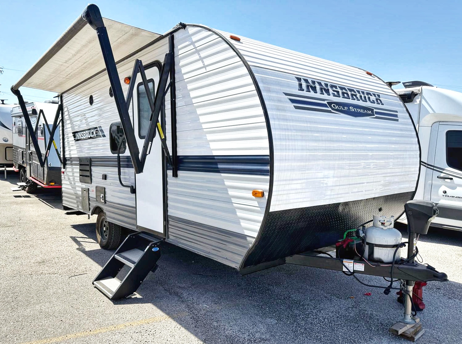Travel Trailer - Non Slide Innsbruck 199DD