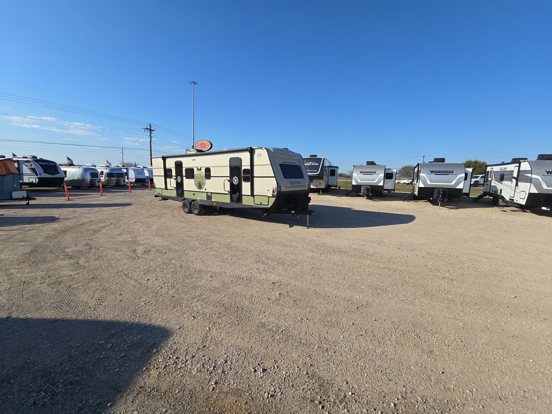 Travel Trailer - 1 Slide Out NO-BO No Boundaries 20 Series NB20.9