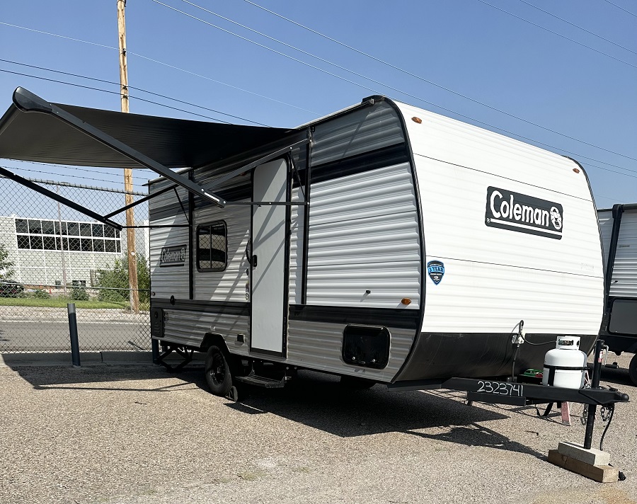 Travel Trailer- Non Slide Coleman 17R