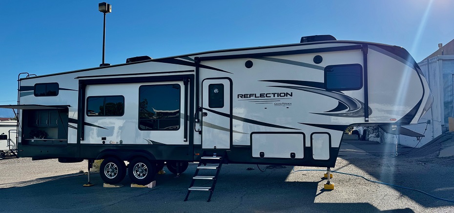 5th Wheel - 4 Slideout Grand Design Reflection 311BHS