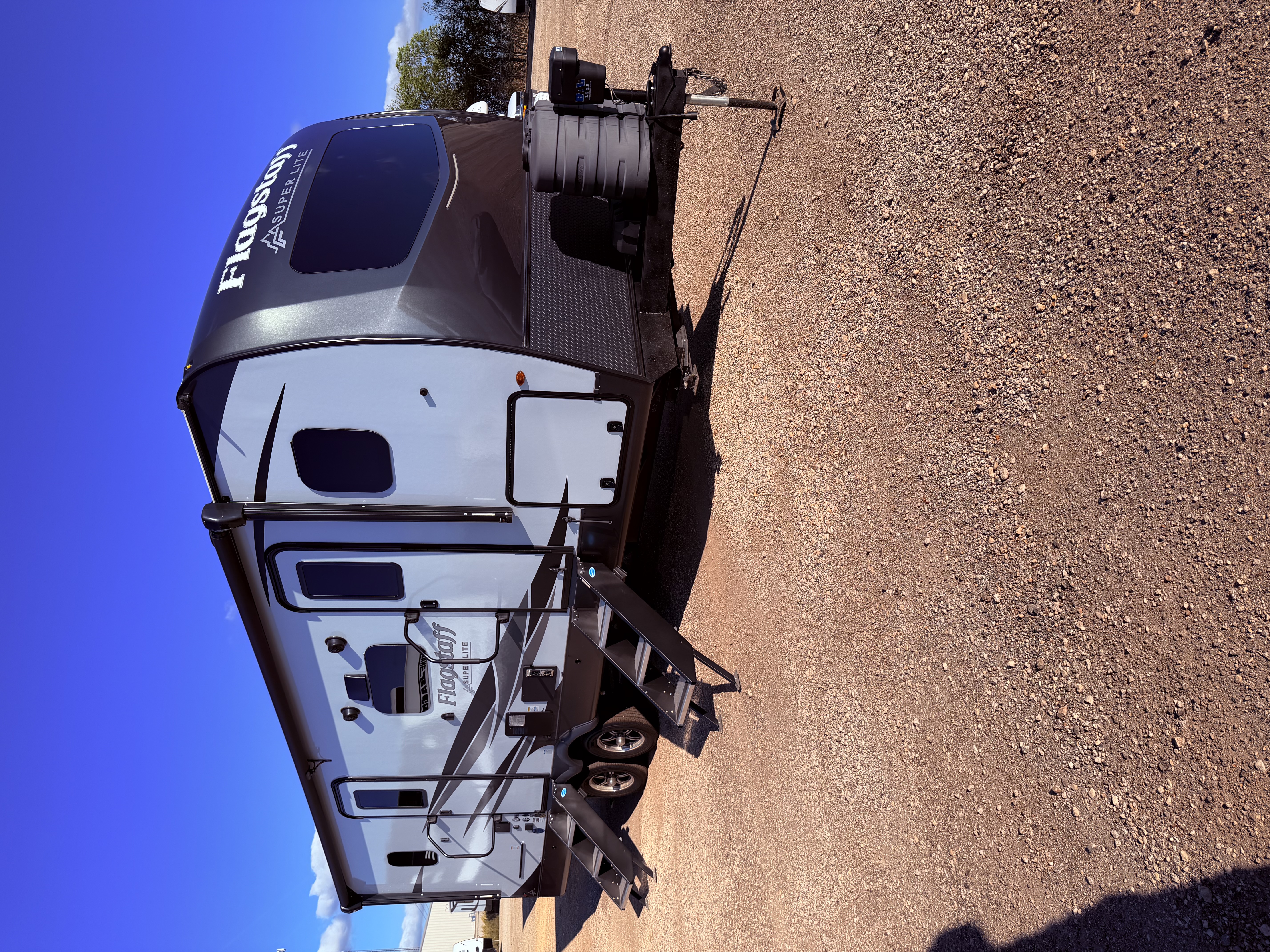 Travel Trailer - 3 Slide-Outs Flagstaff Super Lite 26BHW