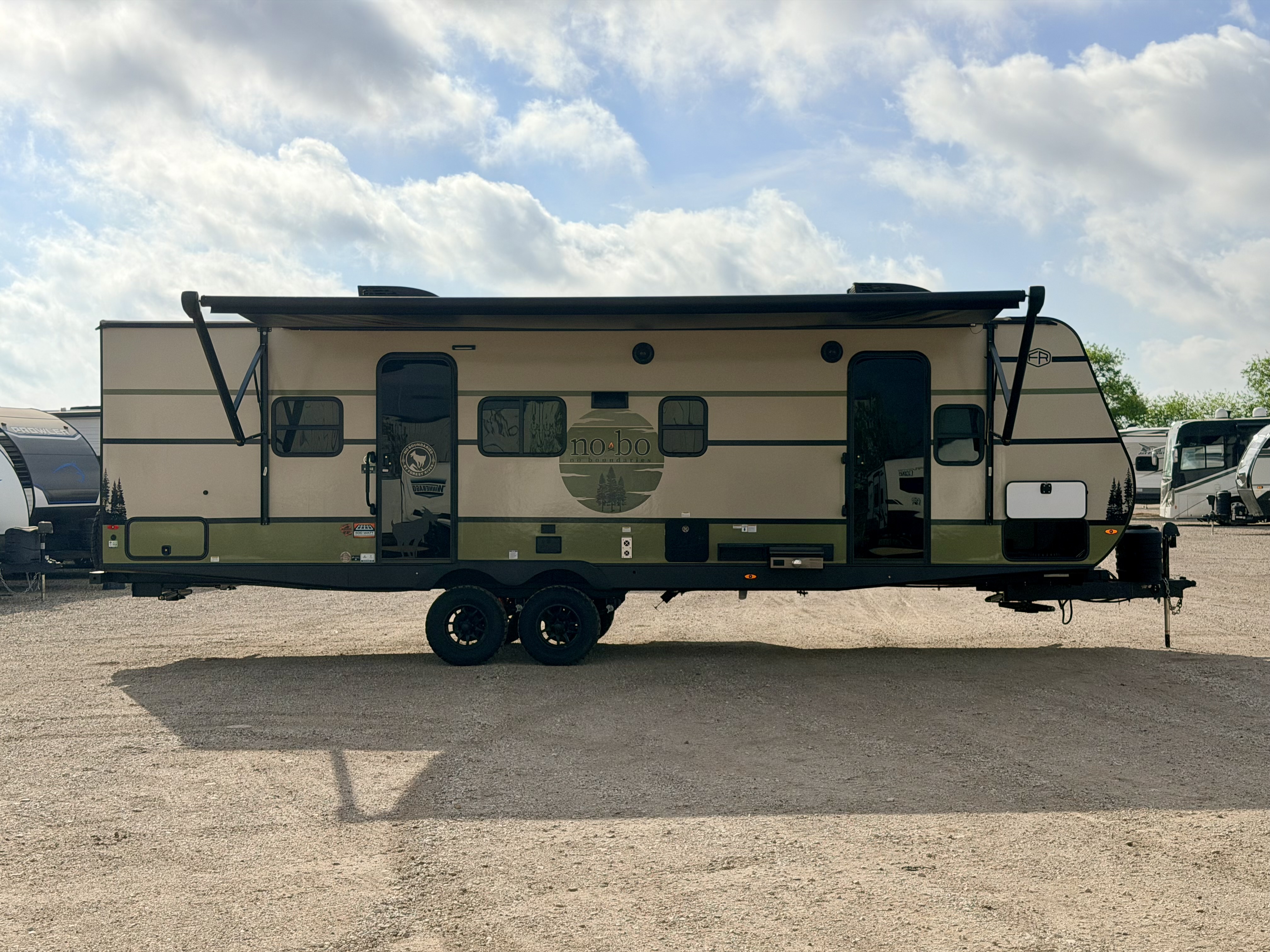 Travel Trailer - 1 Slide Out NO-BO Beast Mode 20.9
