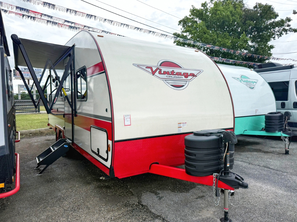 Travel Trailer - 1 Slide Out Vintage Cruiser 23QBS